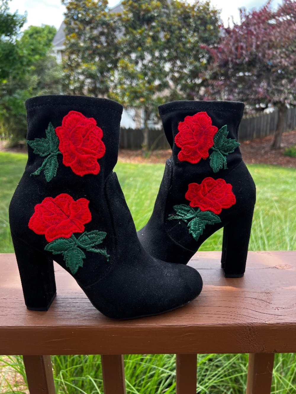 Black Micro Suede Boots w/ Red Embroidered Roses - Size 7